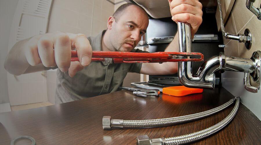 Expert burst pipe repair services in Carthage, AR